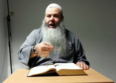Le fils d'un imam radical interpellé pour une vidéo appelant au «meurtre des chrétiens»
