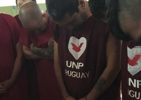 Plus de 48 prisonniers uruguayens donnent leur vie à Jésus-Christ et acceptent le baptême