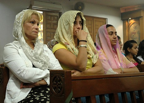 Des filles coptes séduites, enlevées, forcées de se convertir à l’islam et vendues