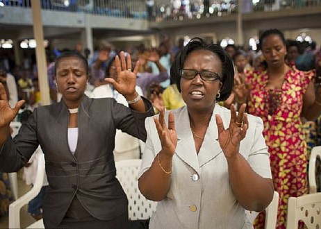 Le président Paul Kagame s'offusque de la présence de 700 églises à Kigali