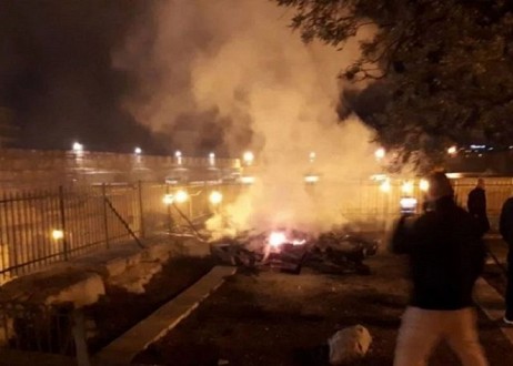 Coïncidence - Au même moment où le feu a consumé Notre-Dame, la mosquée de Jérusalem a été incendiée