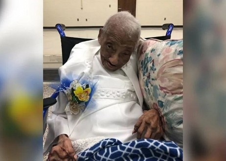 Elle a 106 ans et met sa longévité au compte du Psaumes 91 : 15-16