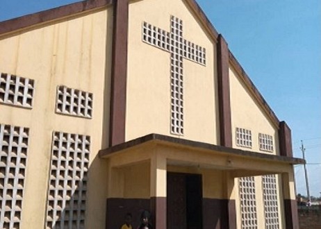 L'Eglise Protestante Évangélique incendiée à Nzérékoré…