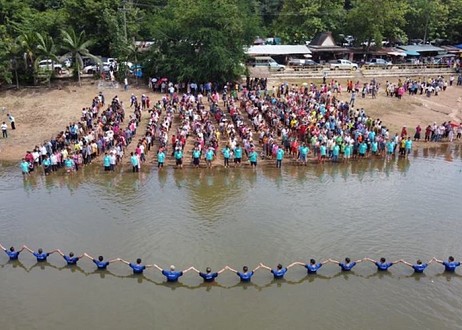 L'Église de Thaïlande enregistre les plus grands baptêmes de l'histoire malgré la Covid-19