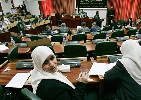 Dans une action sans précédent, la Palestine décrète au minimum 7 sièges pour les chrétiens au parlement
