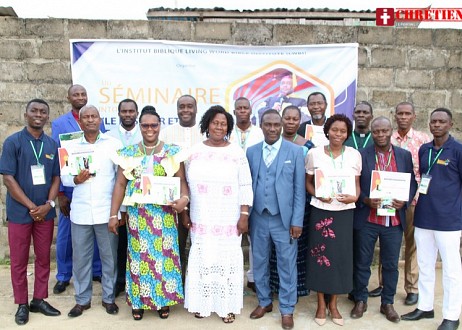 Séminaire Pastoral – Dr Assi Fabrice, le pasteur qui ne peut pas exercer les actes pastoraux n’est pas un pasteur Séminaire Pastoral – Dr Assi Fabrice, le pasteur qui ne peut pas exercer les actes pastoraux n’est pas un pasteur