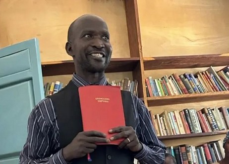 Les chrétiens s’unissent en Ouganda pour traduire la Bible 