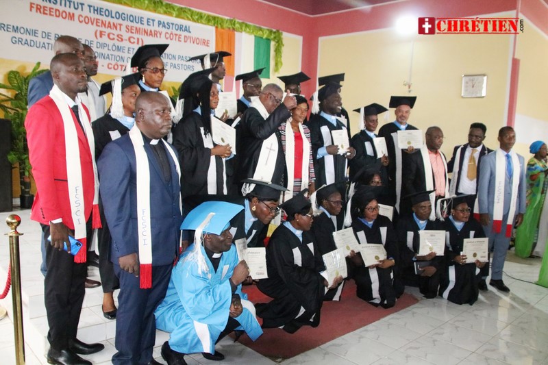 Graduation « Vase d’honneur », la 22è promotion de FREEDOM COVENANT