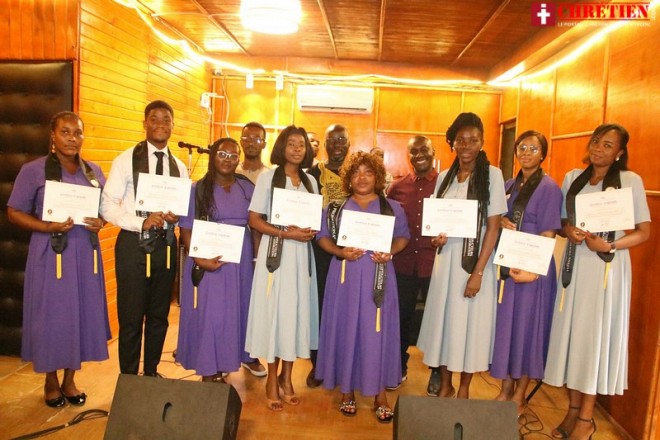 Graduation de la 9ᵉ promotion de l’ECLA : des conducteurs de louange appelés à « garder le bon dépôt »