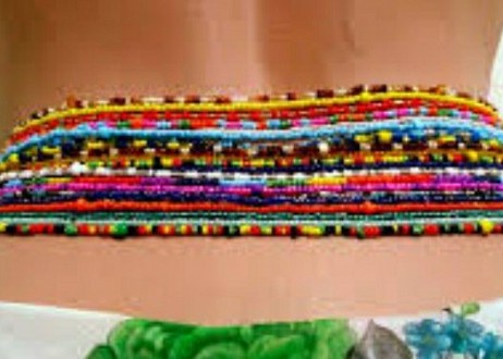 Les chaînettes aux pieds et les bayas sont les signes des femmes aux mœurs légères dixit apôtre Mamadou Diomandé Les chaînettes aux pieds et les bayas sont les signes des femmes aux mœurs légères dixit apôtre Mamadou Diomandé