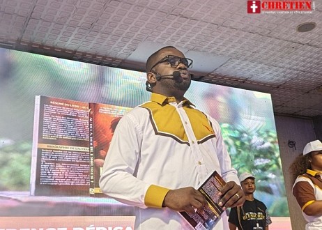 Dédicace de livre — Le Présentateur Télé et Auteur ROLAND SOMBO présente officiellement son deuxième ouvrage  Dédicace de livre — Le Présentateur Télé et Auteur ROLAND SOMBO présente officiellement son deuxième ouvrage