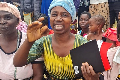 Le peuple Lambya du Malawi célèbre la première traduction complète de la Bible dans sa langue