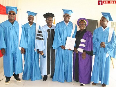 Le pasteur Mesmin Bogba élevé au grade de docteur en théologie avec mention très honorable