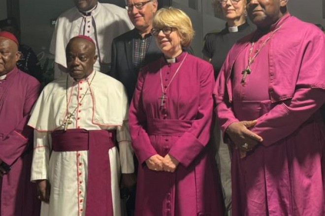 Ghana : l’archevêque de Canterbury Sarah Mullally appelle les chrétiens à garder espoir dans les épreuves